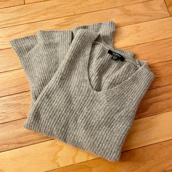 Cashmere sweater - Picture 2 of 8